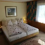 Brunner Bed & Breakfast 3*